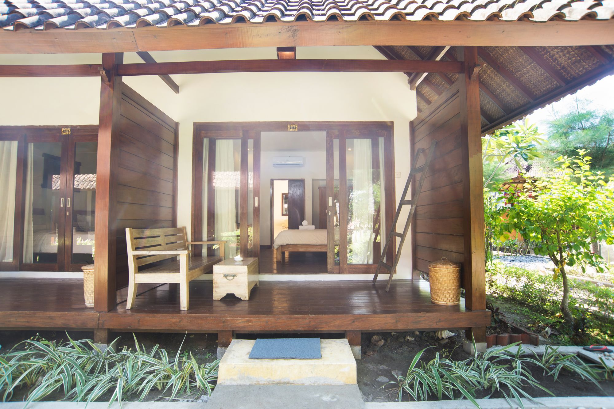 Royal Regantris Villa Karang Gili Air Kültér fotó